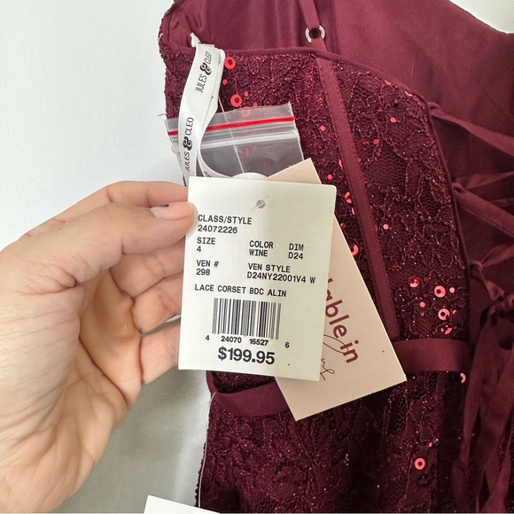 NEW David’s Bridal Jules and Cleo Sparkle Lace Dress with Corset Bodice Wine Red - Picture 10 of 12